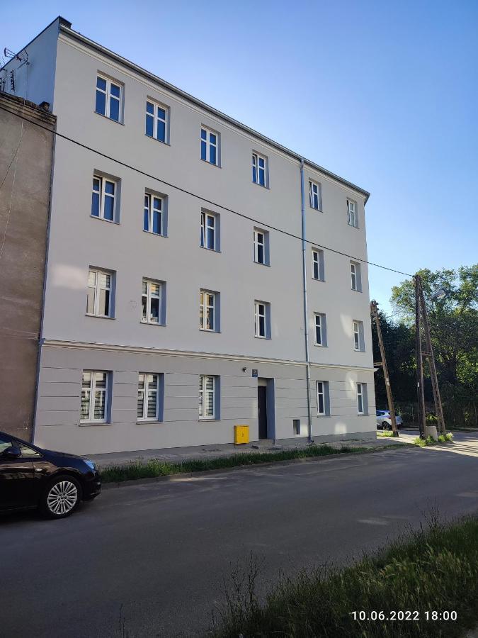 Apartament Nadolnik Bezplatny Parking Klucze W Skrytce Rachunek Poznań Eksteriør bilde